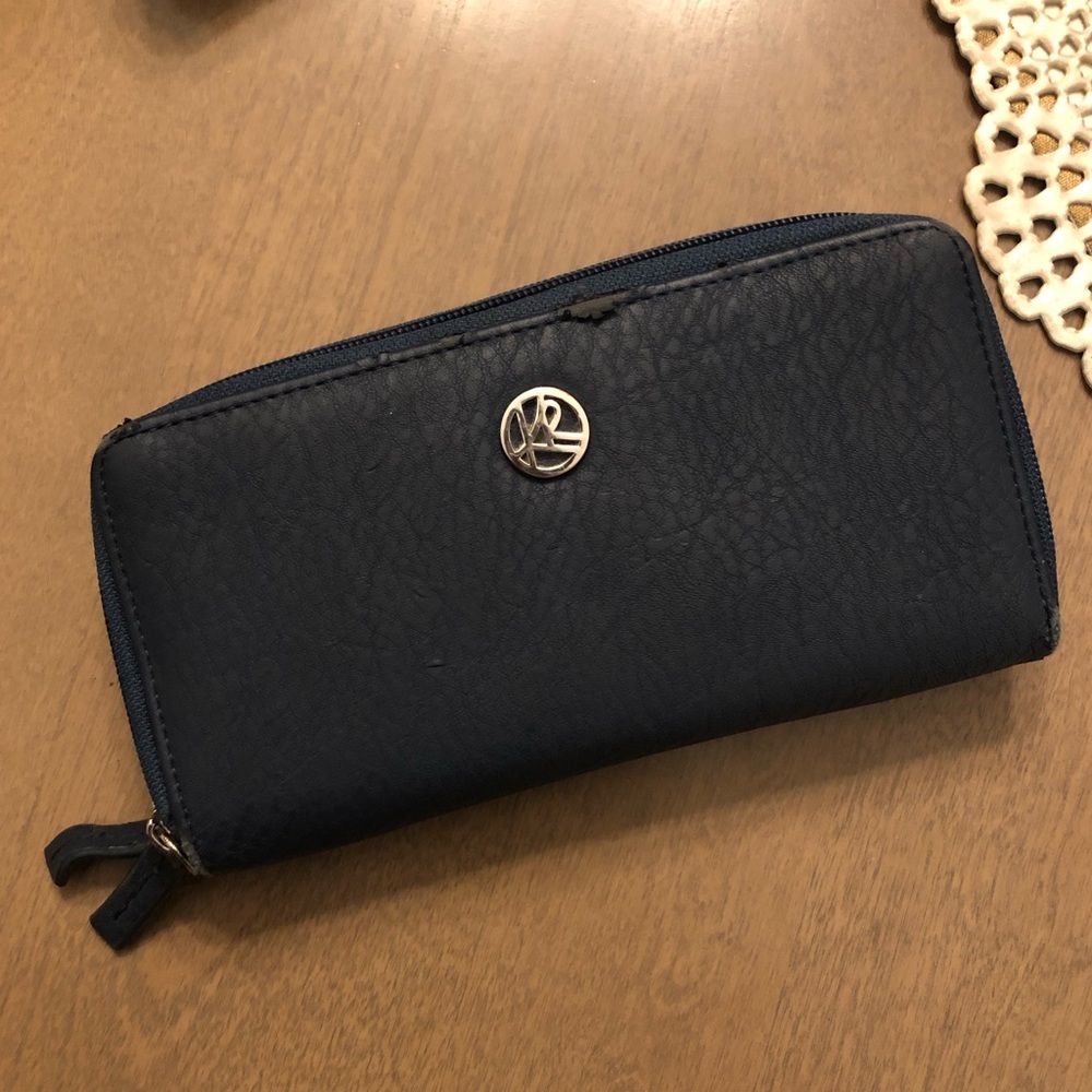 Kim Rogers Zip Up Long Card Money Bill Wallet